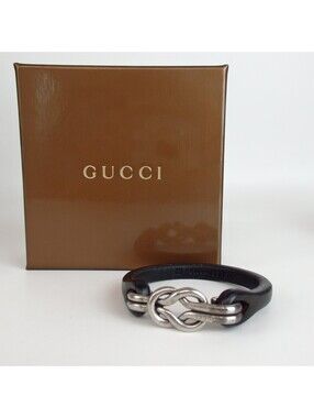 Gucci Bracelet Leather used
